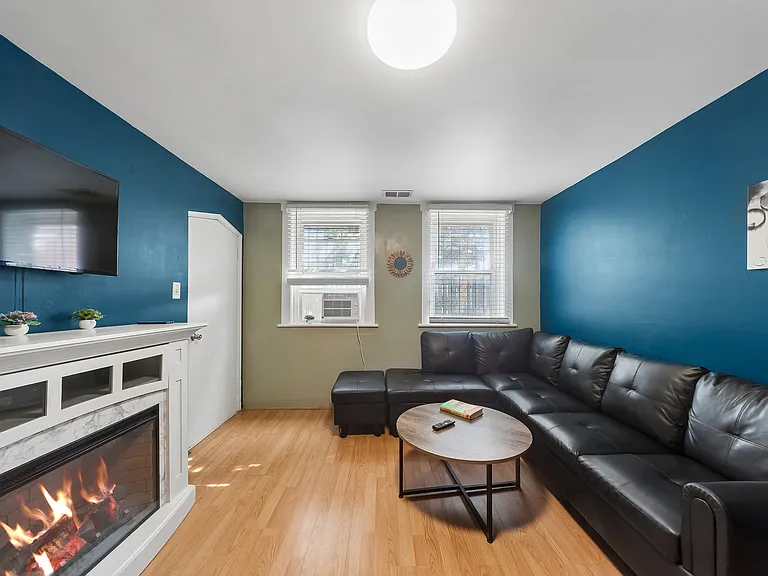 2818 N Ashland Ave #G — Photo 6