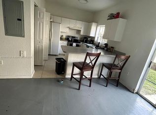 3924 SW 52nd Ave #C6, Hollywood, FL 33023