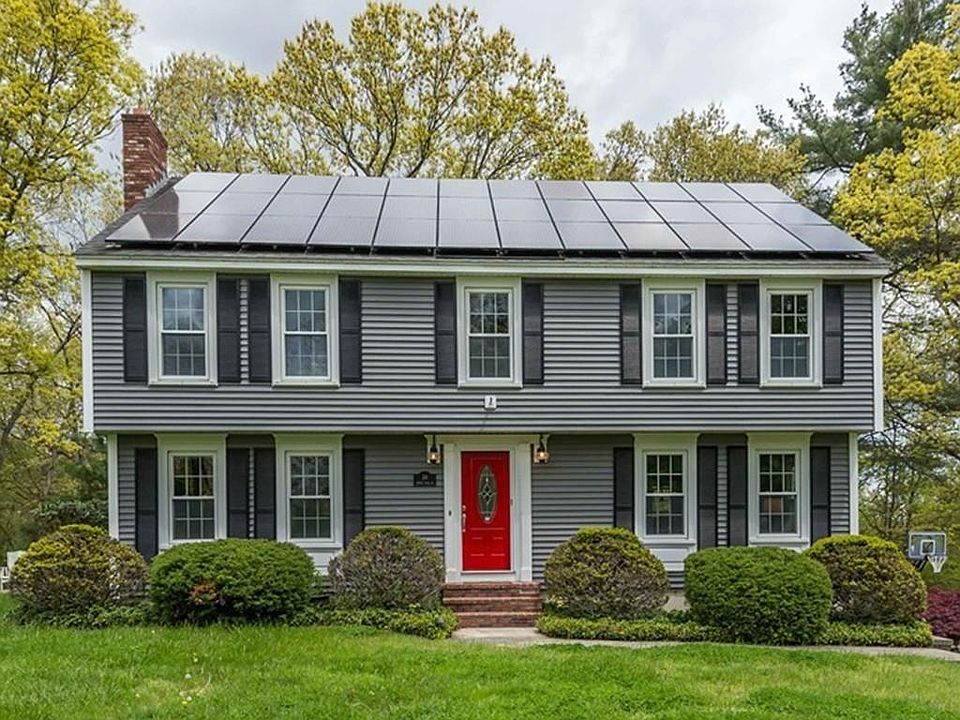 1st image of 24 Forest Hill Dr