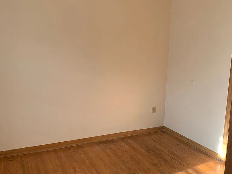 1846 Walnut St — Photo 17