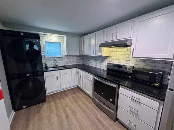 384 E 15th Ave, Columbus, OH 43201