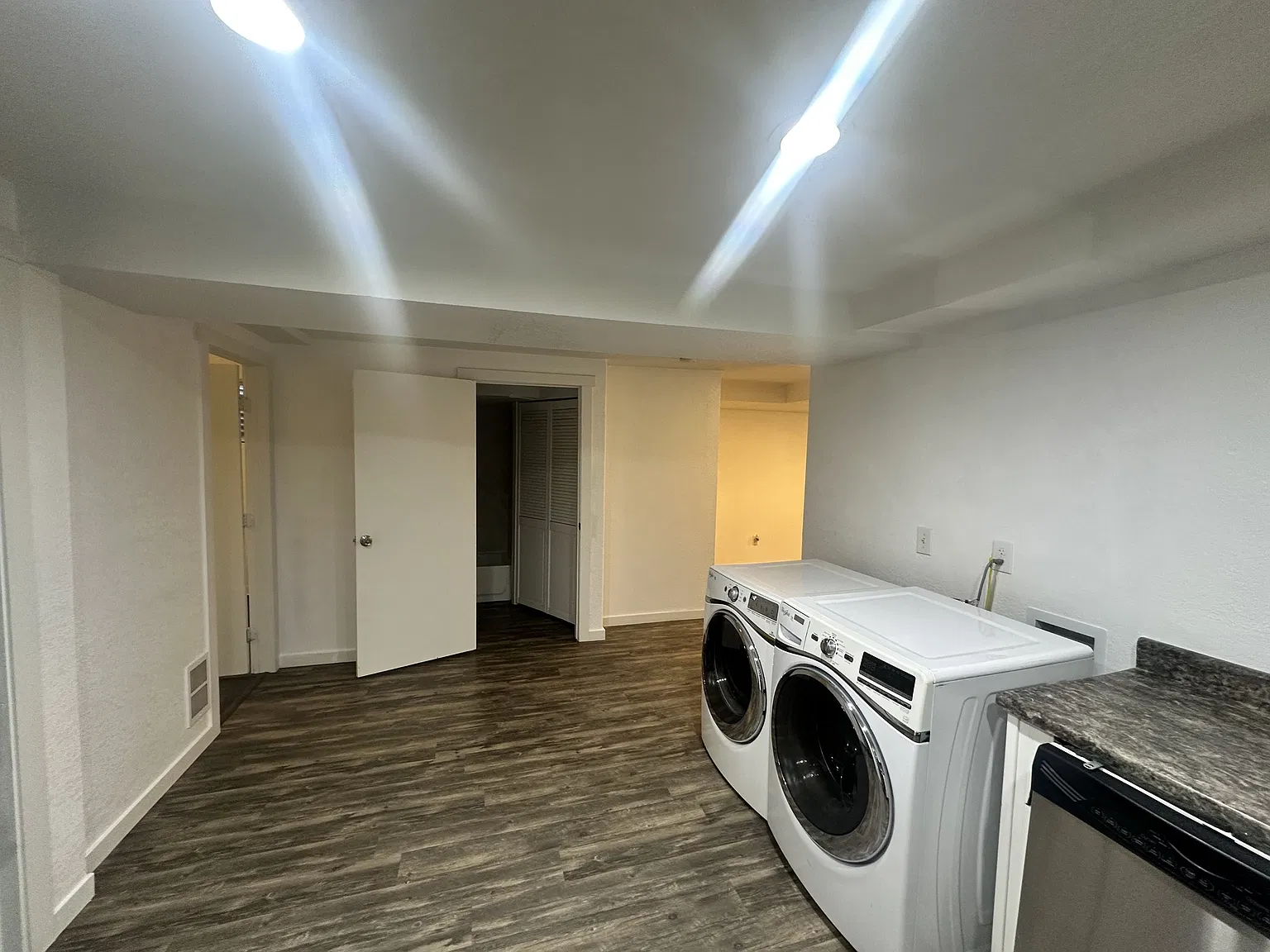 4640 South Acoma Street - B — Photo 4