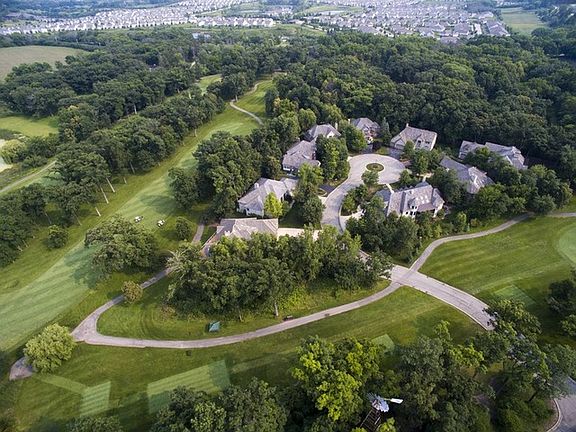 4th image of 28639 N Champions Ct