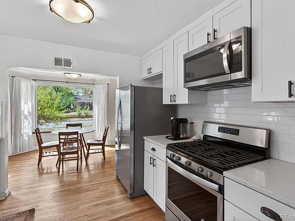 5th image of 1210 Dahlia Street