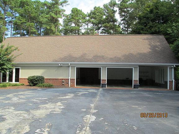 2nd image of 104 Appian Way