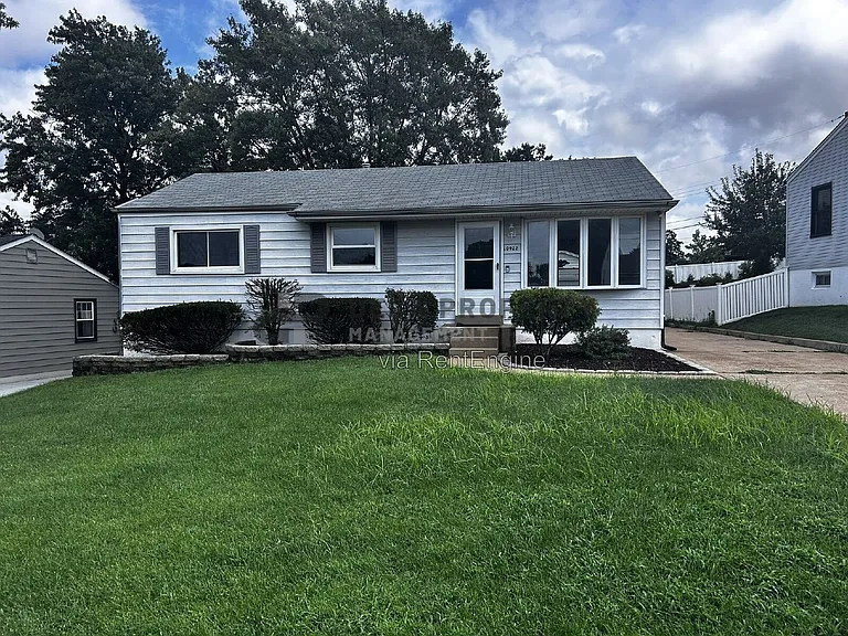 10922 Juniper Ct — Photo 1