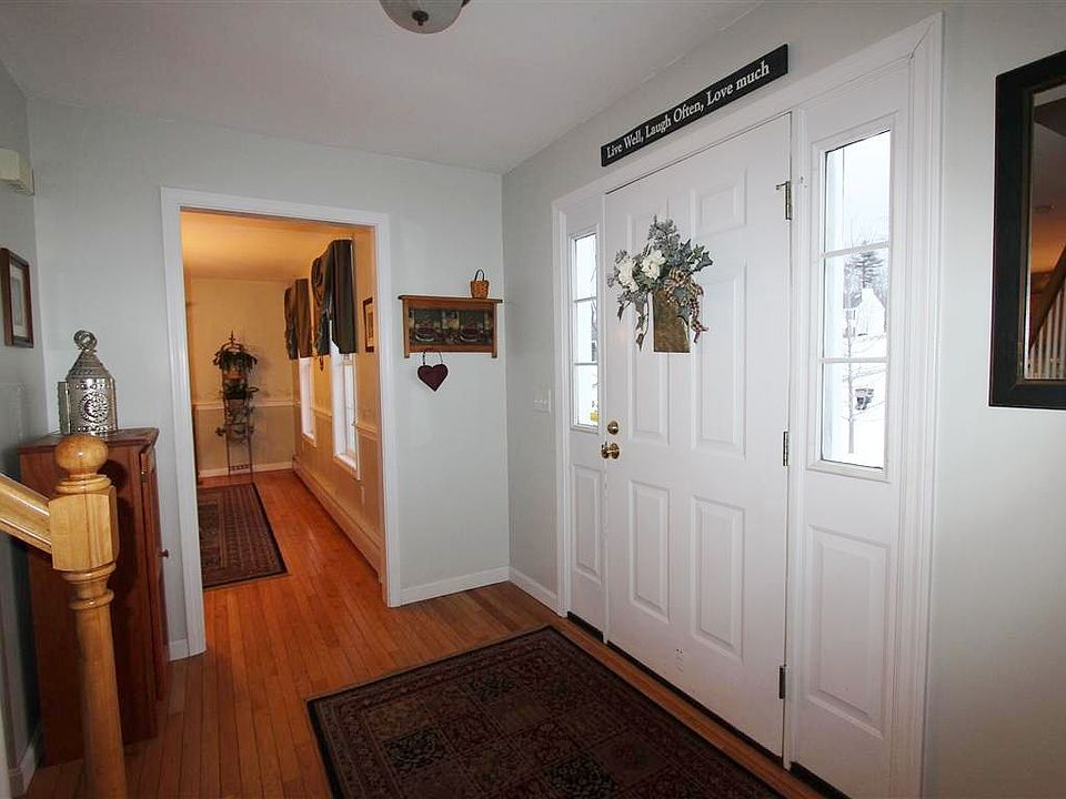 Foyer with hardwood