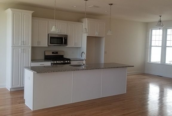 4th image of 5 N Rose Ln #3