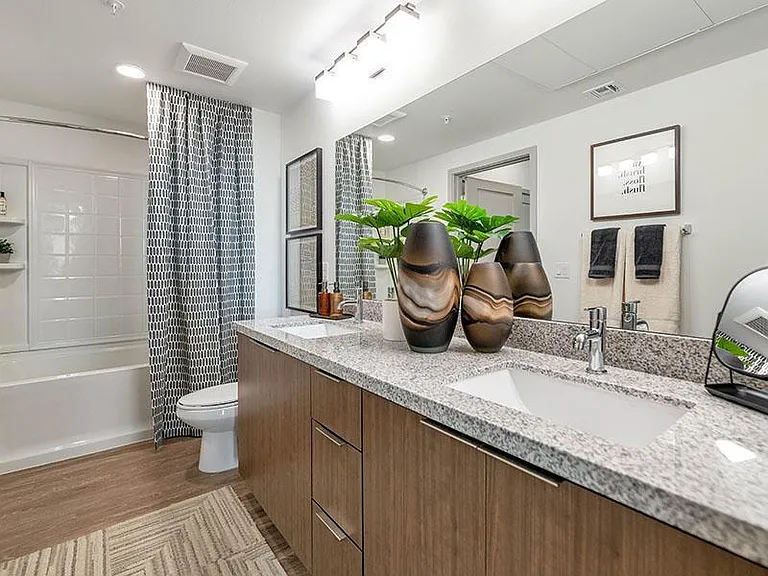 Kalon Luxury Apartments — Photo 19