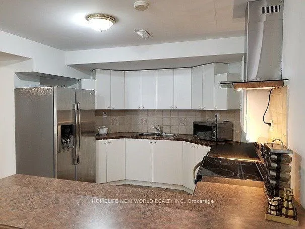 53 Brillinger St #WALKOUT BASEMENT — Photo 1
