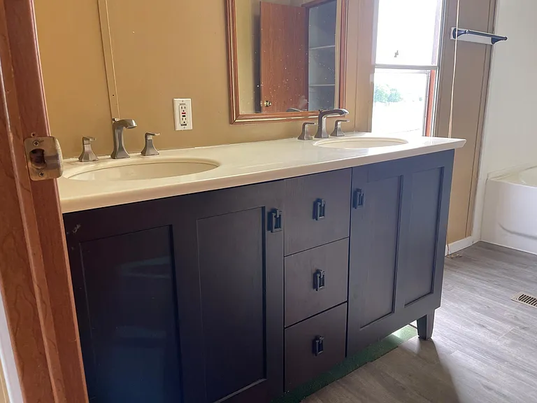 7298 N FM 148 — Photo 18