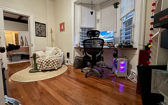 2nd Bedroom as an office