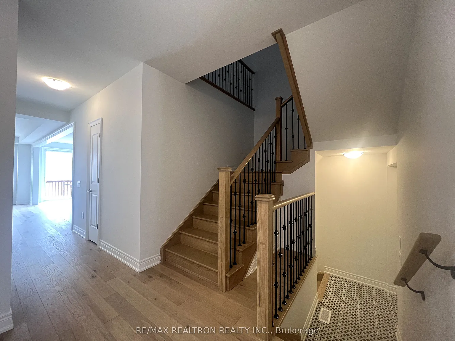 6 bed, $3,550 — Photo 4