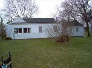 1673 Van Geisen Rd, Caro, MI 48723