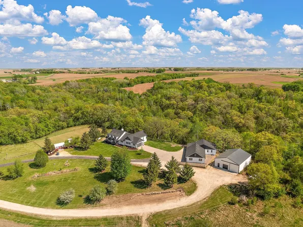 W10415 521st Ave, Prescott, WI 54021