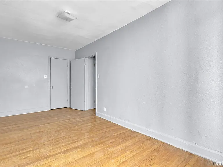 17701 Manderson Rd — Photo 26
