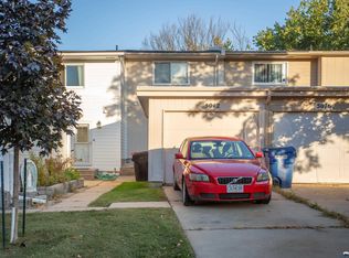5012 Southwood Cir, Lincoln, NE 68512