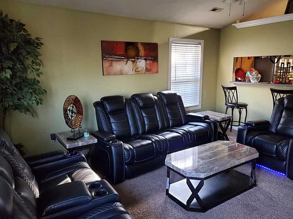 4th image of 165 Black Water Ln