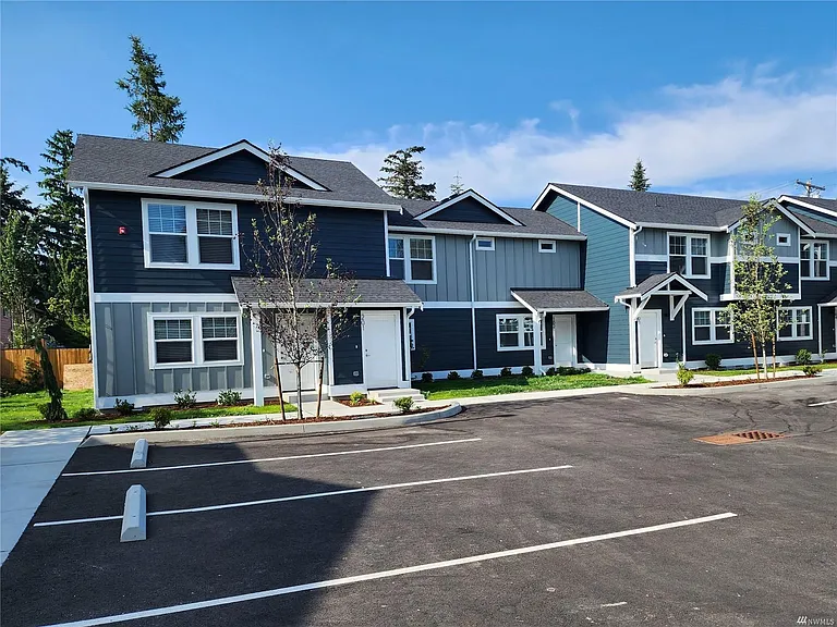 1039 Cedar Ave #201 — Photo 18