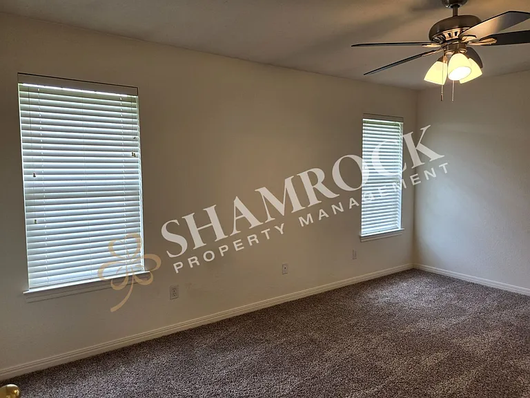 3084 Clydesdale Way — Photo 6