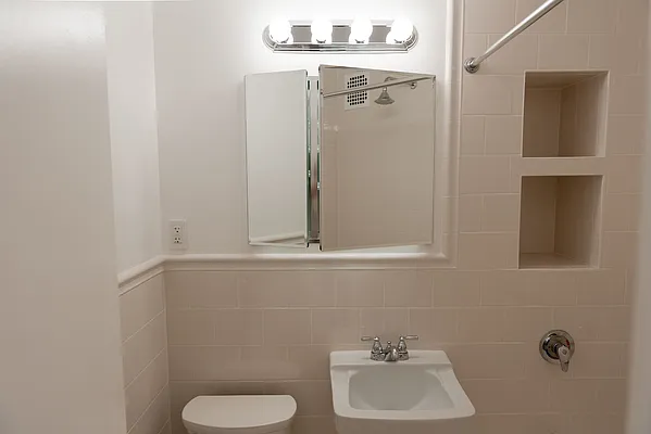 Rented by Ina Greenfield, LREB | media 20
