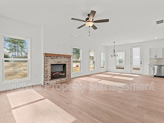 4th image of 107 Burns Rd