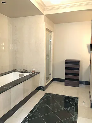 Rented by Metropolis Real Estate of Manhattan | media 47