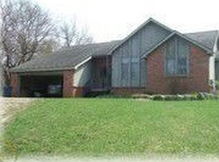 789 Mower Rd, Pinckney, MI 48169