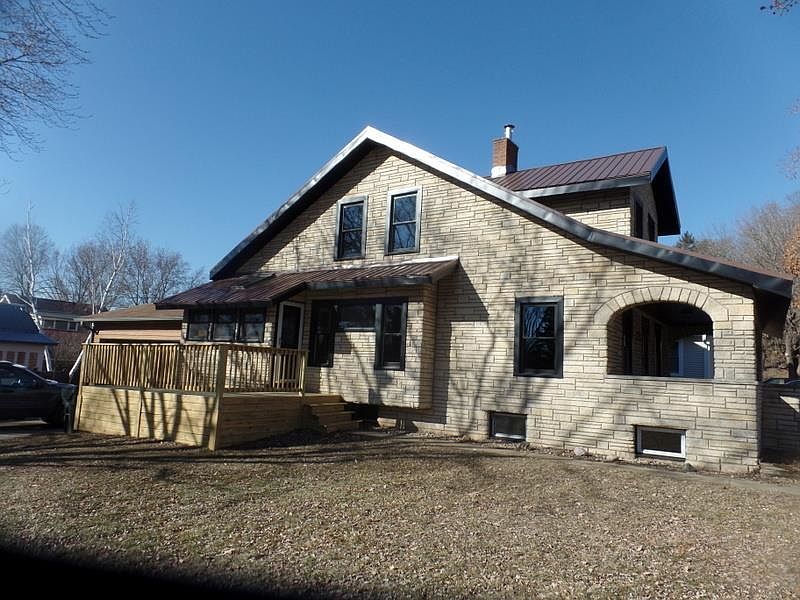 1st image of 626 N Park St