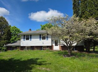 34 Hollow Horn Rd, Erwinna, PA 18920