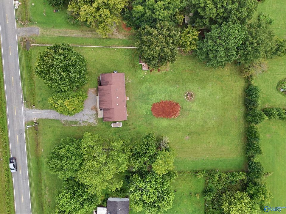 1st image of 604 Honea Ln