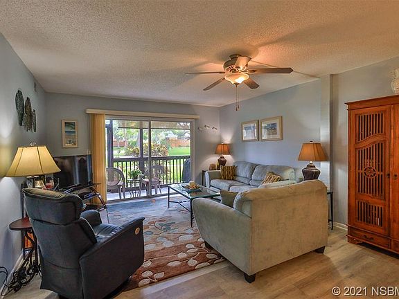 3rd image of 3800 Saxon Dr #A-5