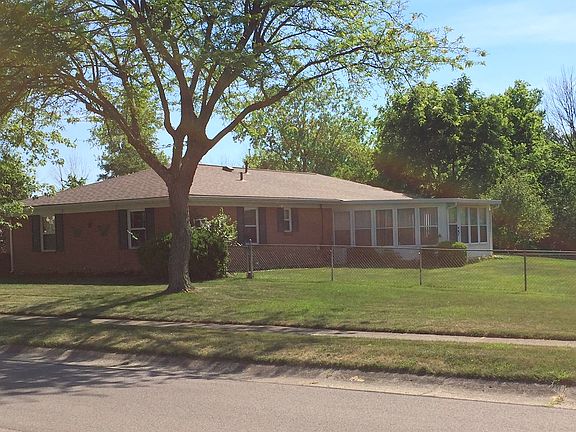 4th image of 701 Mears Dr