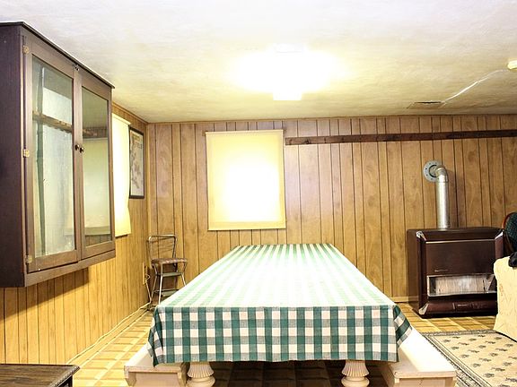 5th image of 51 Slaughterhouse Hollow Dr