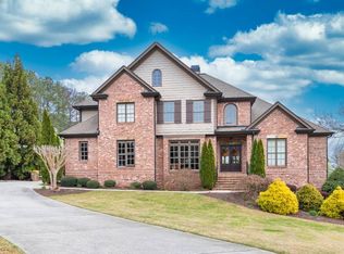 1360 Mountain Lake Dr, Auburn, GA 30011