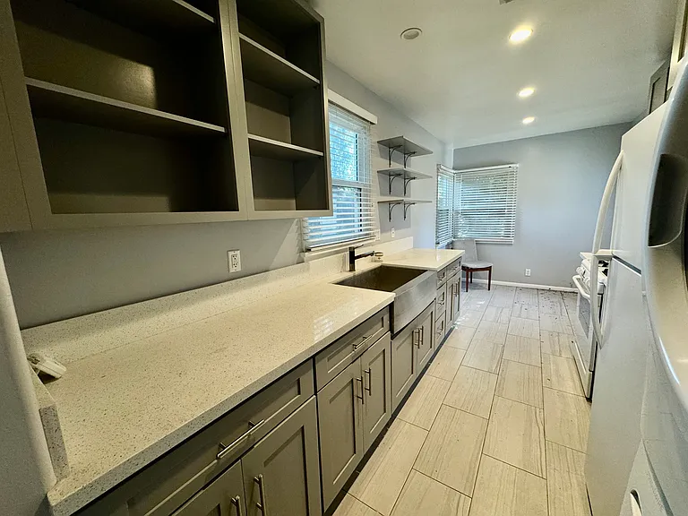 11562 Huston St — Photo 12