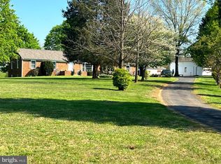 9305 Old Waterloo Rd, Warrenton, VA 20186