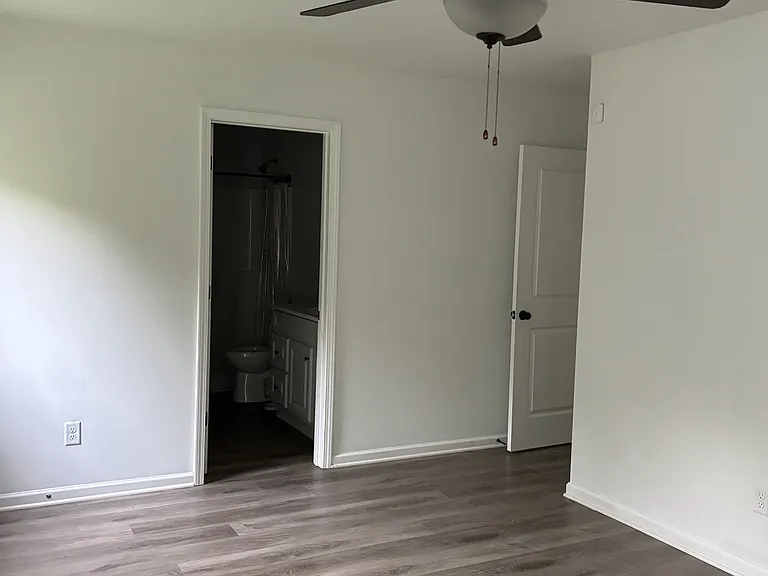 4534 Beacon Hill Dr — Photo 8
