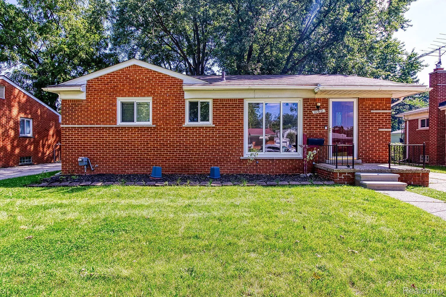 21512 Le Fever Ave photo 1