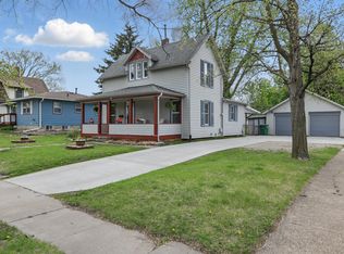202 SW School St, Ankeny, IA 50023