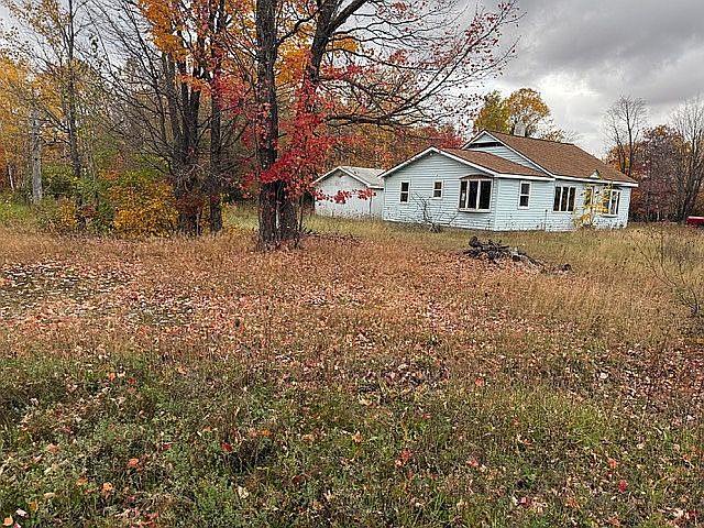 1st image of 101 Alder Ln
