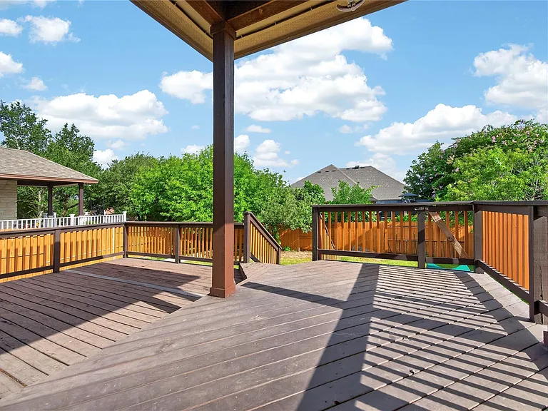 15812 Pearson Brothers Dr — Photo 25