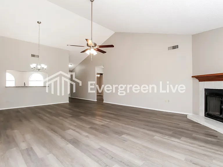 4822 E Grandview St — Photo 3