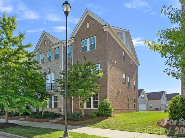 11523 Red Rust Ln, Charlotte, NC 28277