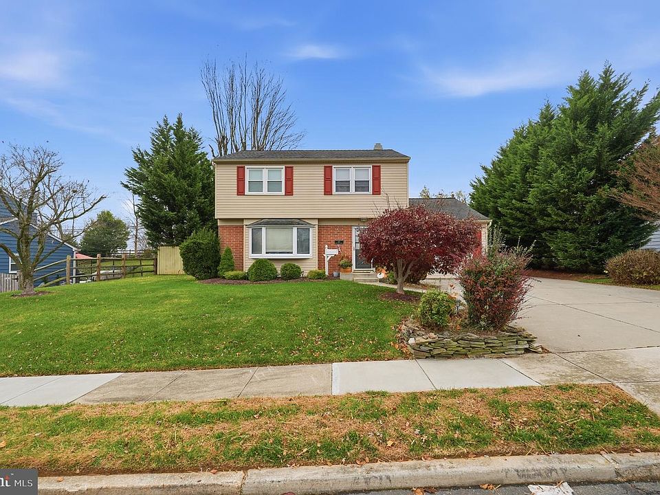 1st image of 513 Courtland Pl