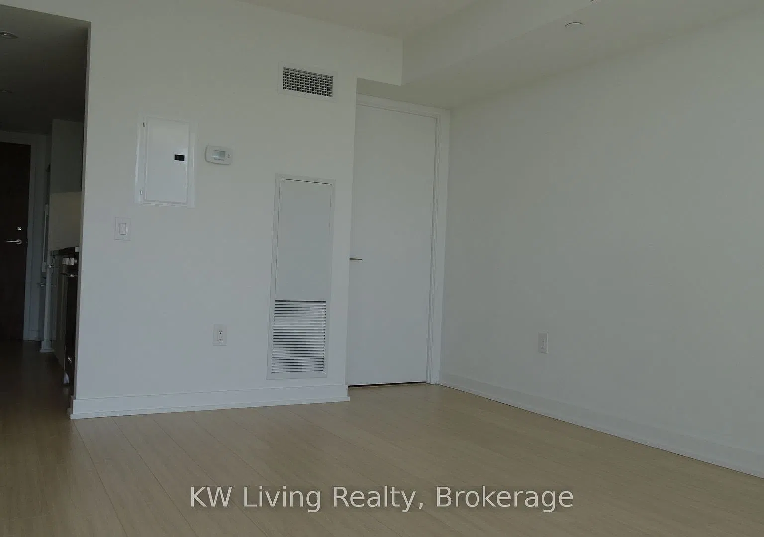 Studio, $1,990 — Photo 2