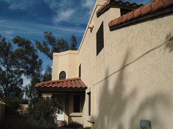 3rd image of 10814 E Yucca St