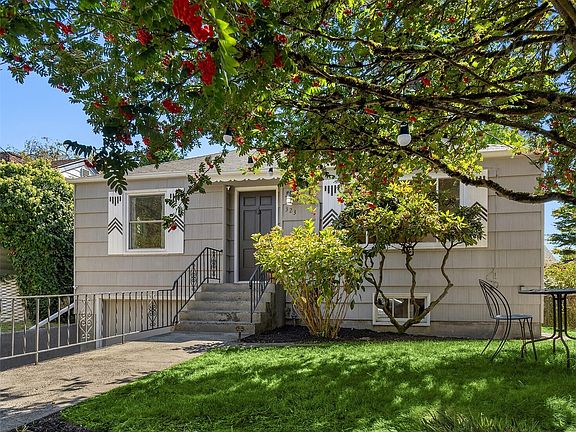 2nd image of 323 NW 83rd Street