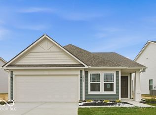 1973 Black Oak Dr, Shelbyville, IN 46176