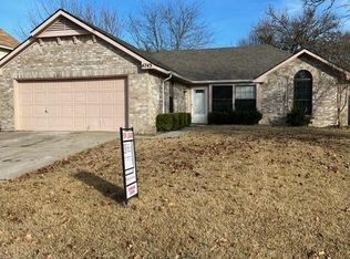 4743 Shadyway Dr, Arlington, TX 76018